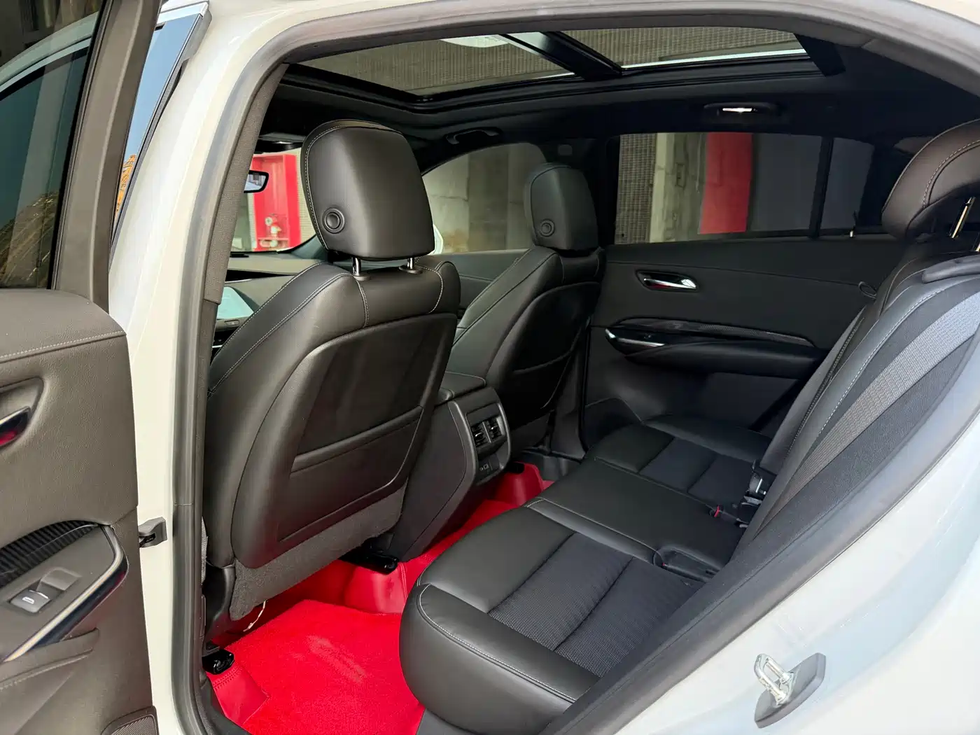 Cadillac XT4 2020 Facelift 28T 2WD Tech фото 7