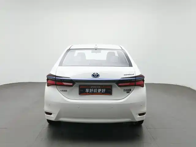 Toyota Corolla Twin Engine E+ 2020 1.8L E-CVT Comfort Edition — фото 4