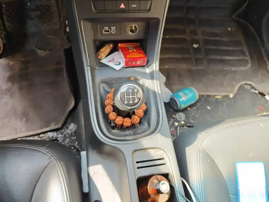 Roewe 360 2017 2017 1.5L Manual Luxury Edition