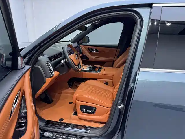 Geely Galaxy Galaxy M9 2025 2025 Model 230km 2WD Explorer+ Edition