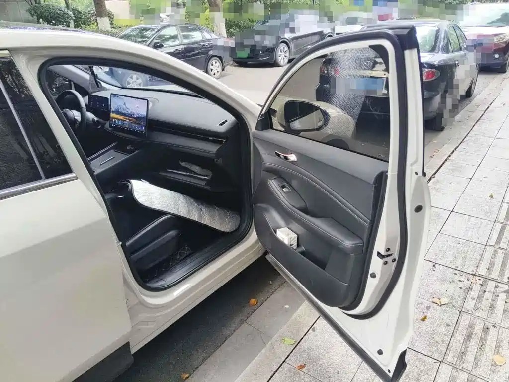 Baojun Yunhai 2024 2024 60km Plug-in Hybrid