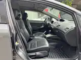Фото 18 - Honda Civic