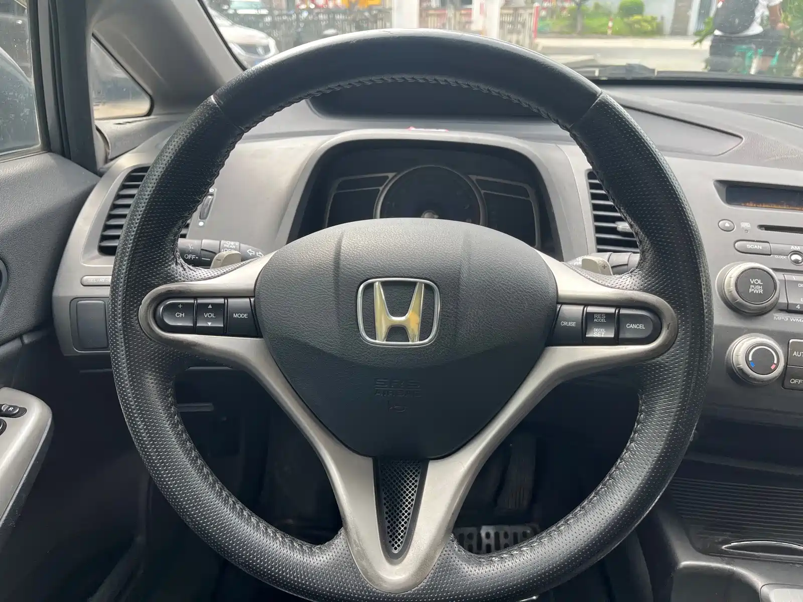 Фото 14 - Honda Civic