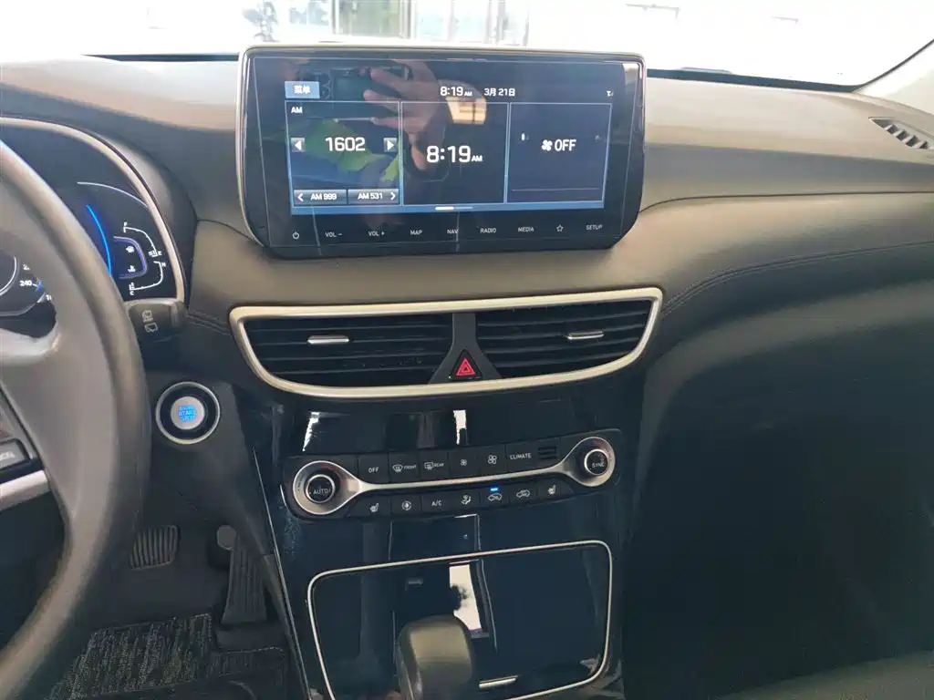 Hyundai Tucson 2019 280TGDi Dual-clutch 2WD Smart Connect Edition China VI фото 13