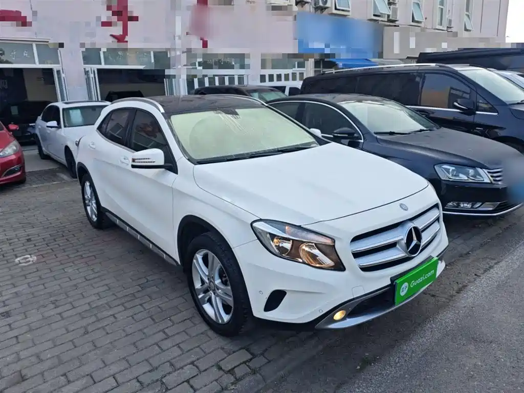 Mercedes-Benz GLA 2016 GLA 200 Dynamic фото 4