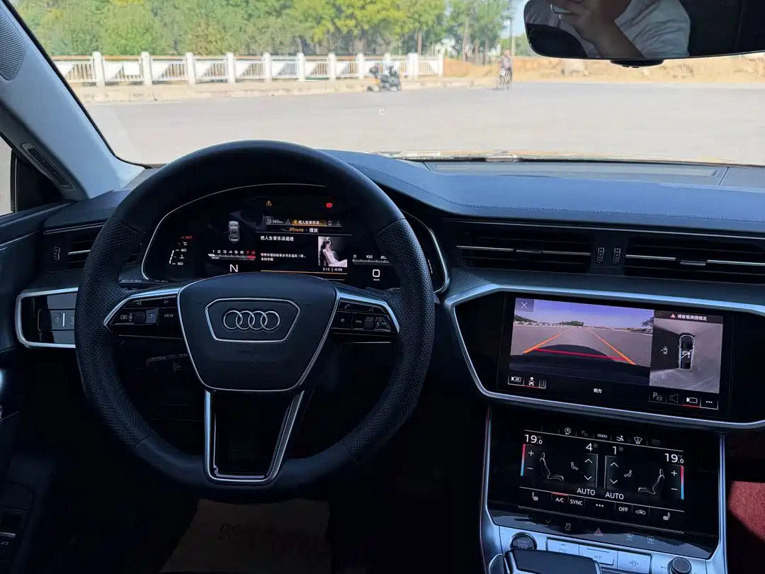 Фото 6 - Audi A7