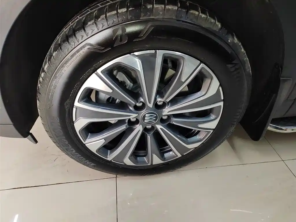 Buick Envision Plus 2025 Enclave Plus 28T 2WD Platinum Edition фото 25