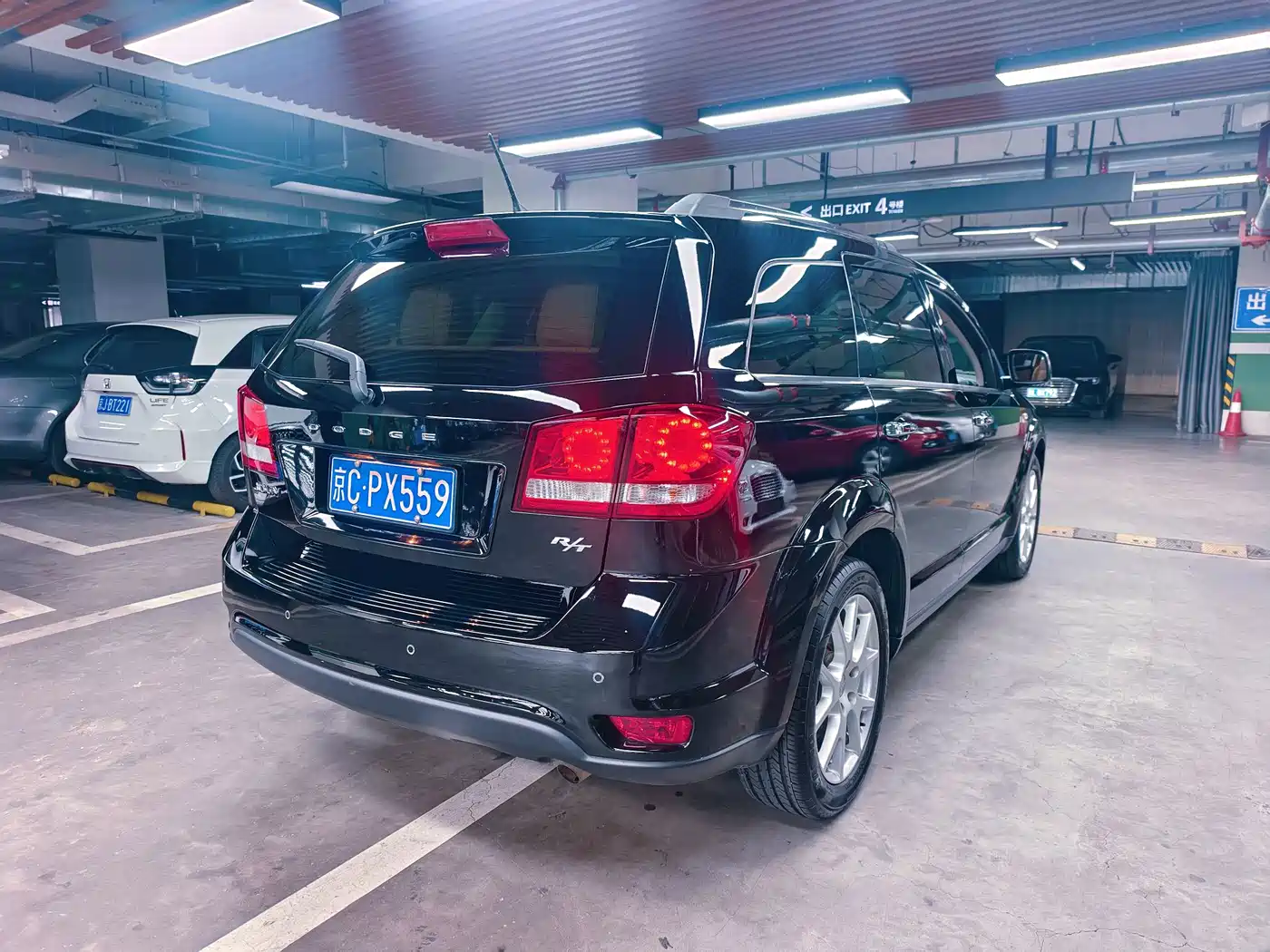 Dodge Journey 2014 2013 Model 2.4L 2WD Premium Edition