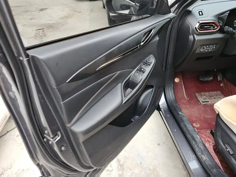 Changan Oshan Changan Oushang X5 2022 2021 1.5T DCT Flagship