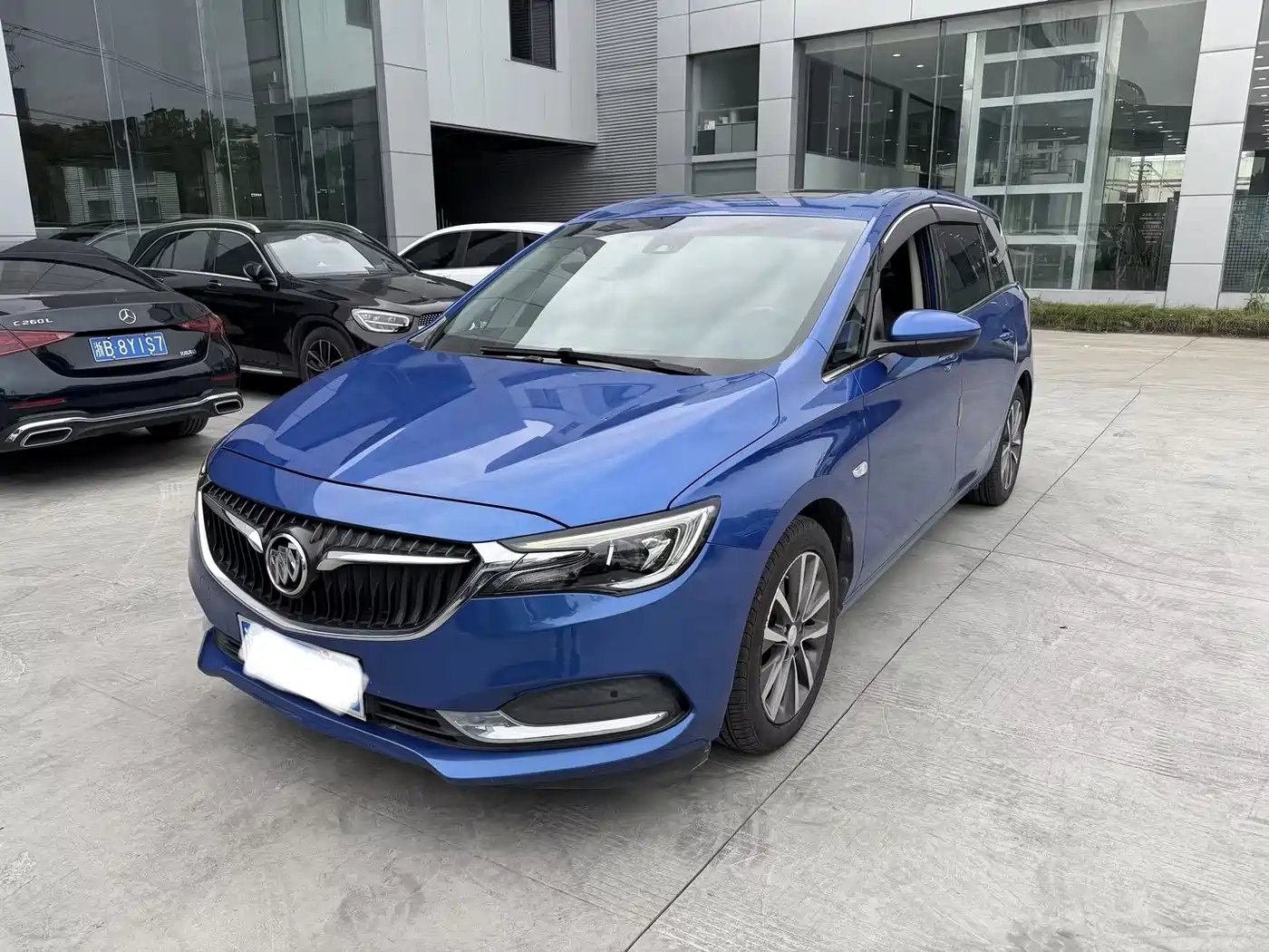 Buick GL6 2018 2018 18T 6-Seater Premium