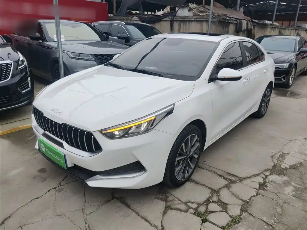 Kia K3 2021 Facelift 1.5L CVT Fashion Edition фото 2