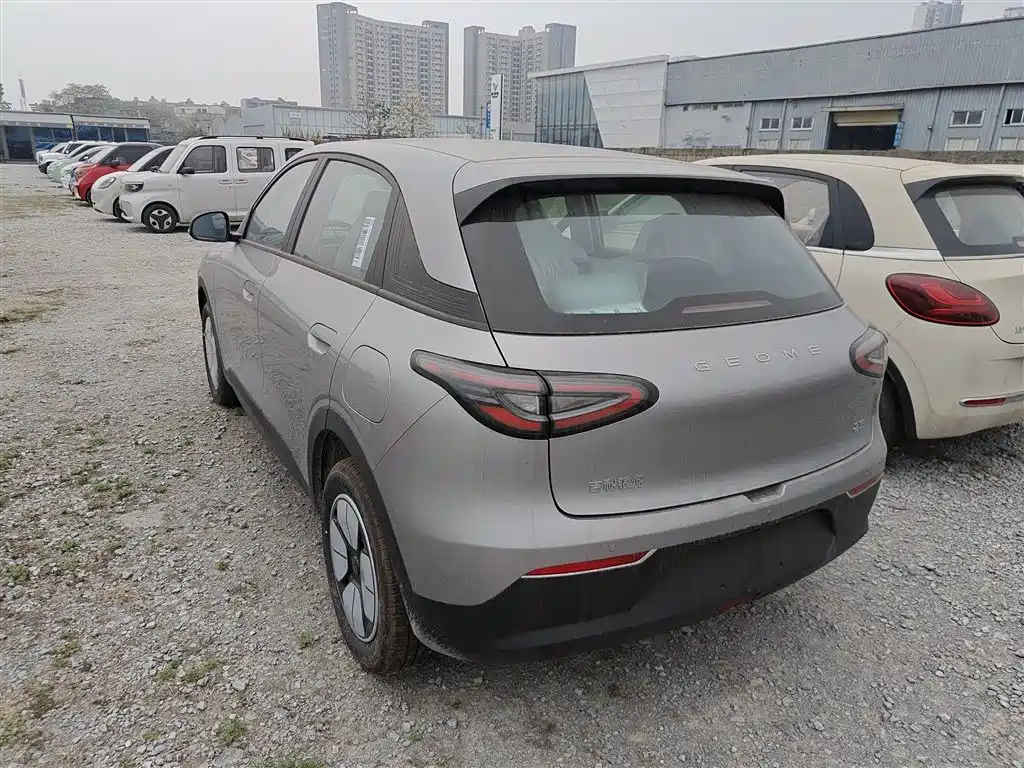 Geely Galaxy Starry Wish 2026 Edition 310km Youth Version фото 5