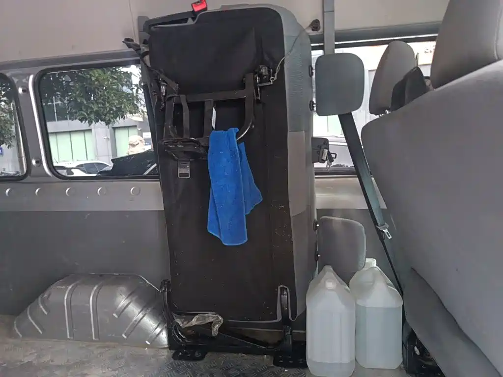 Photo 15 - Foton Tuyano