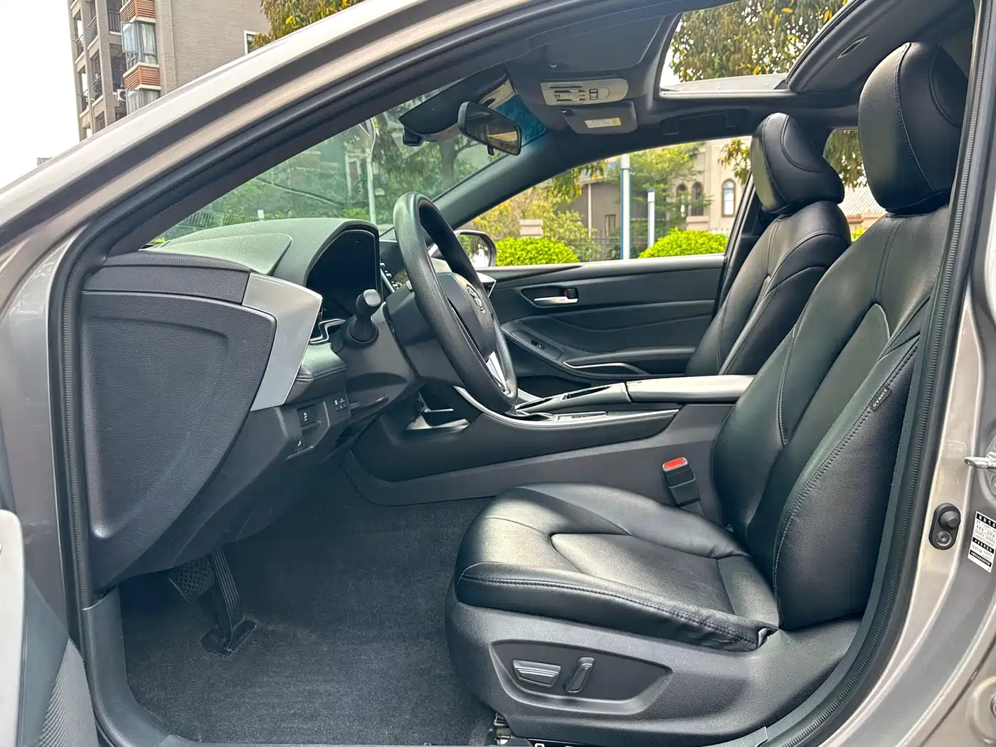 Toyota Avalon 2022 2.0L Progressive Edition фото 15