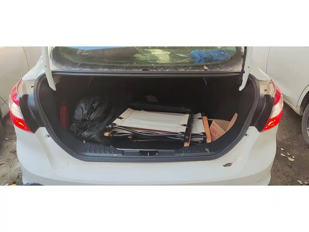 Фото 4 - Ford Focus