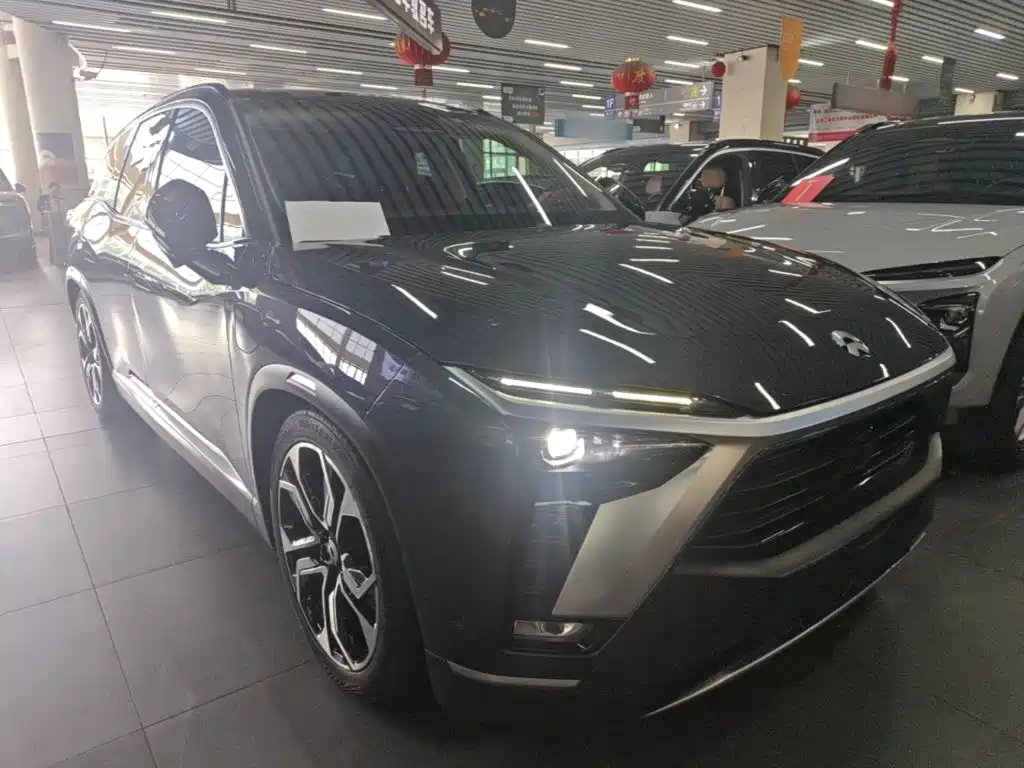 Фото 4 - NIO ES8