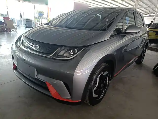 BYD Dolphin 2022