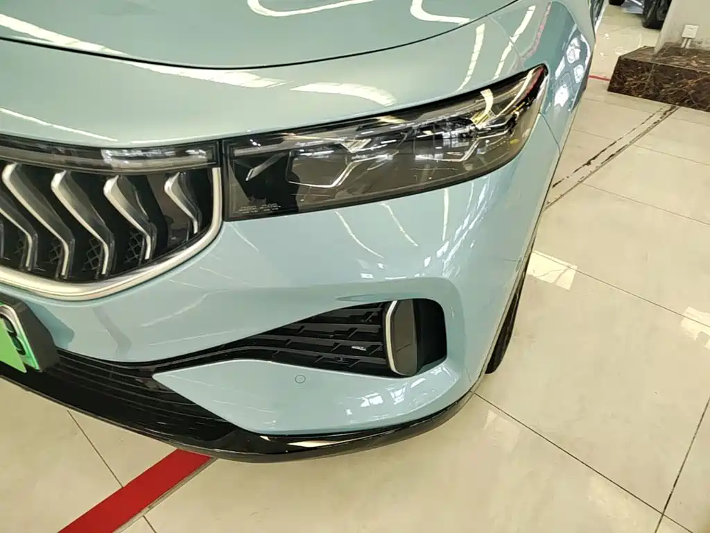 Voyah Free 2022 2021 AWD Standard Range Extender Exclusive Luxury Package