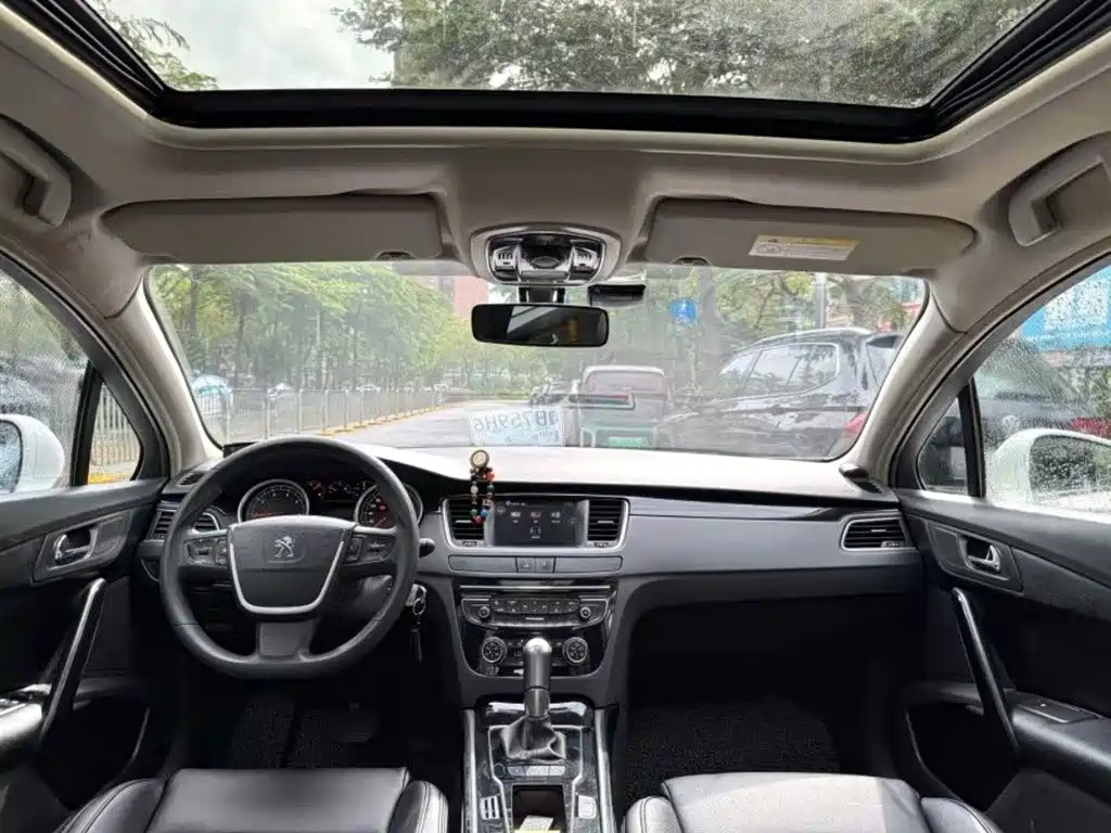 Peugeot 508 2015 1.6THP Auto Comfort Edition фото 4