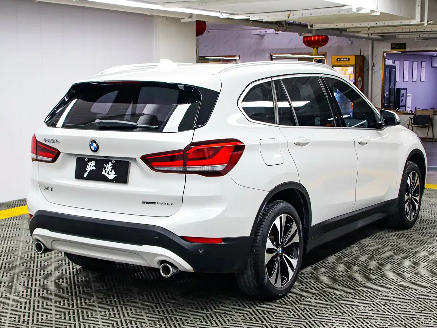 BMW X1 2022 sDrive20Li Fashion фото 24