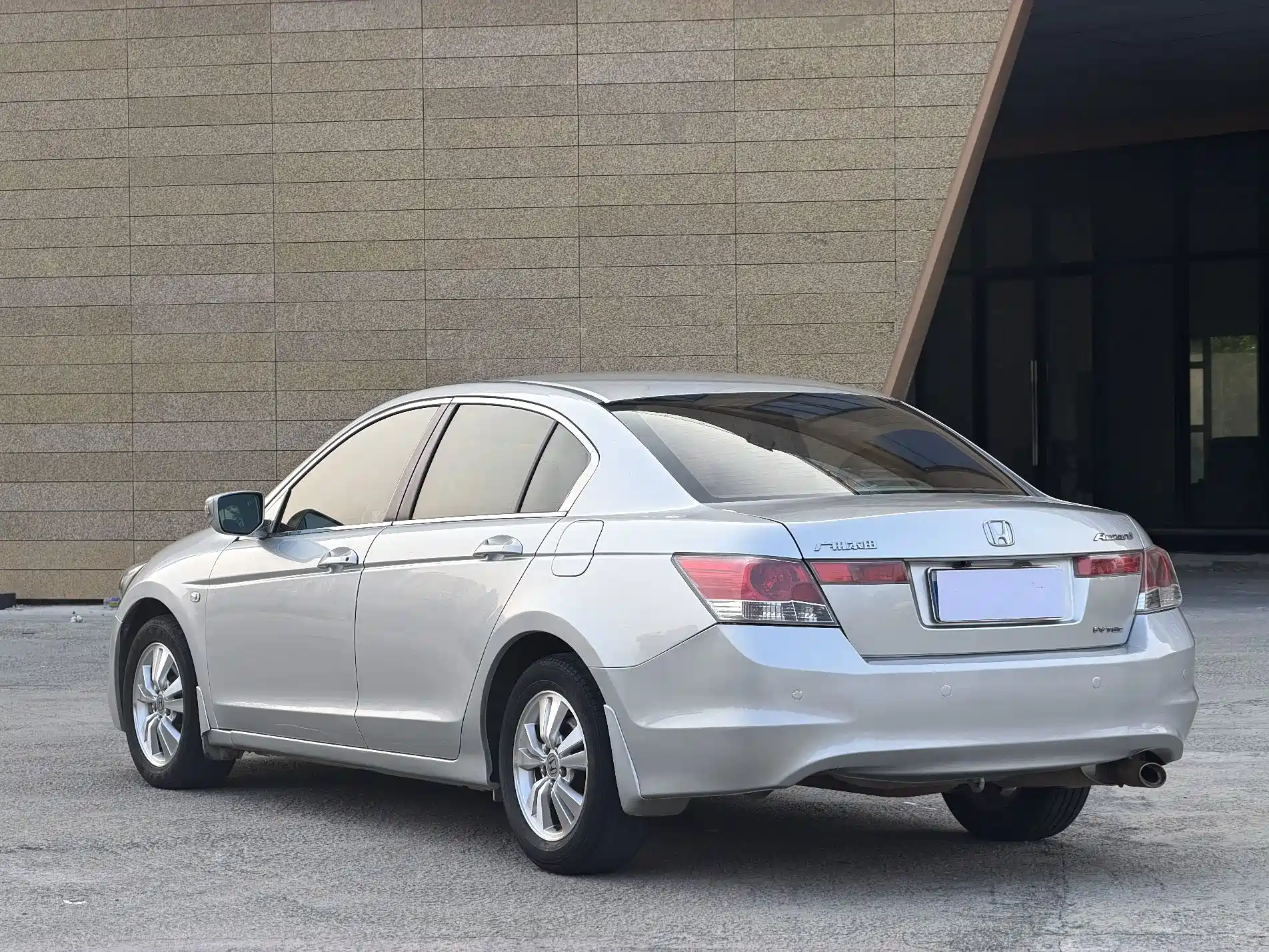 Photo 11 - Honda Accord