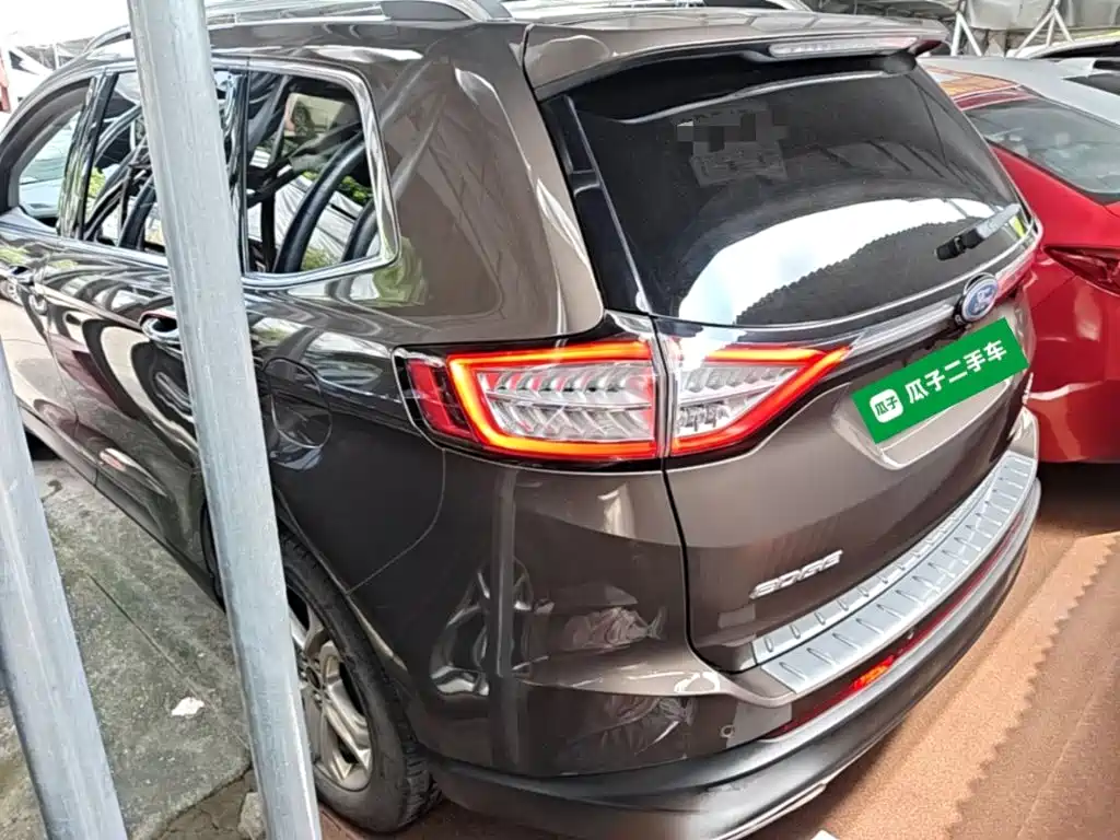 Фото 5 - Ford Edge