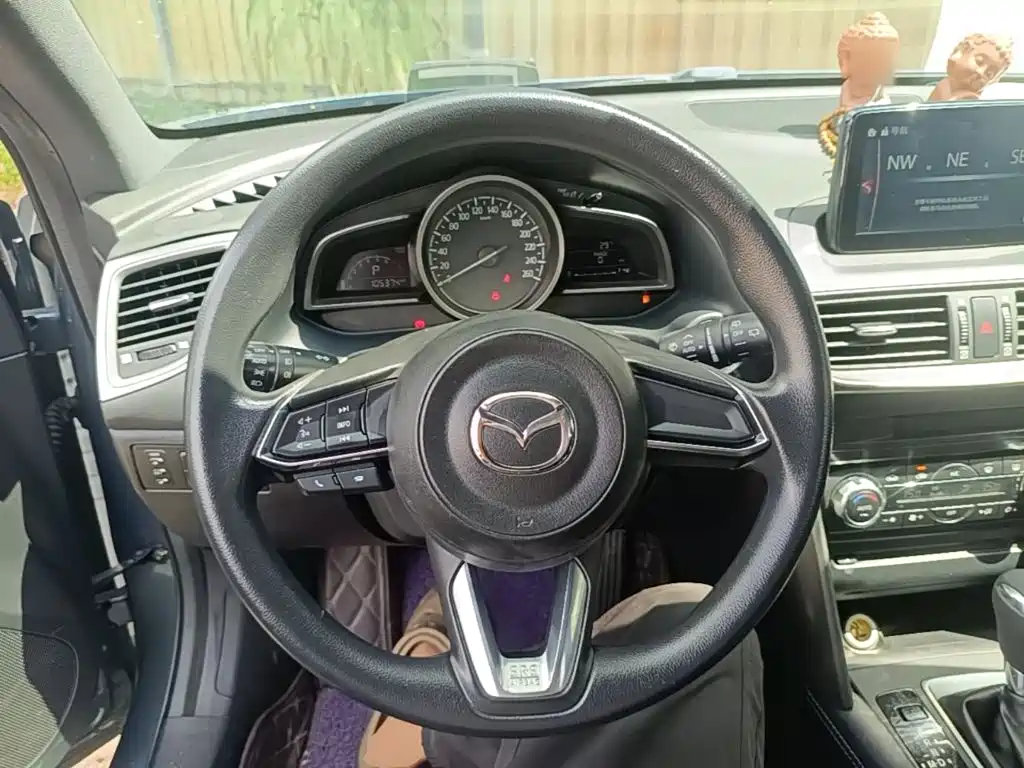 Photo 11 - Mazda CX-4