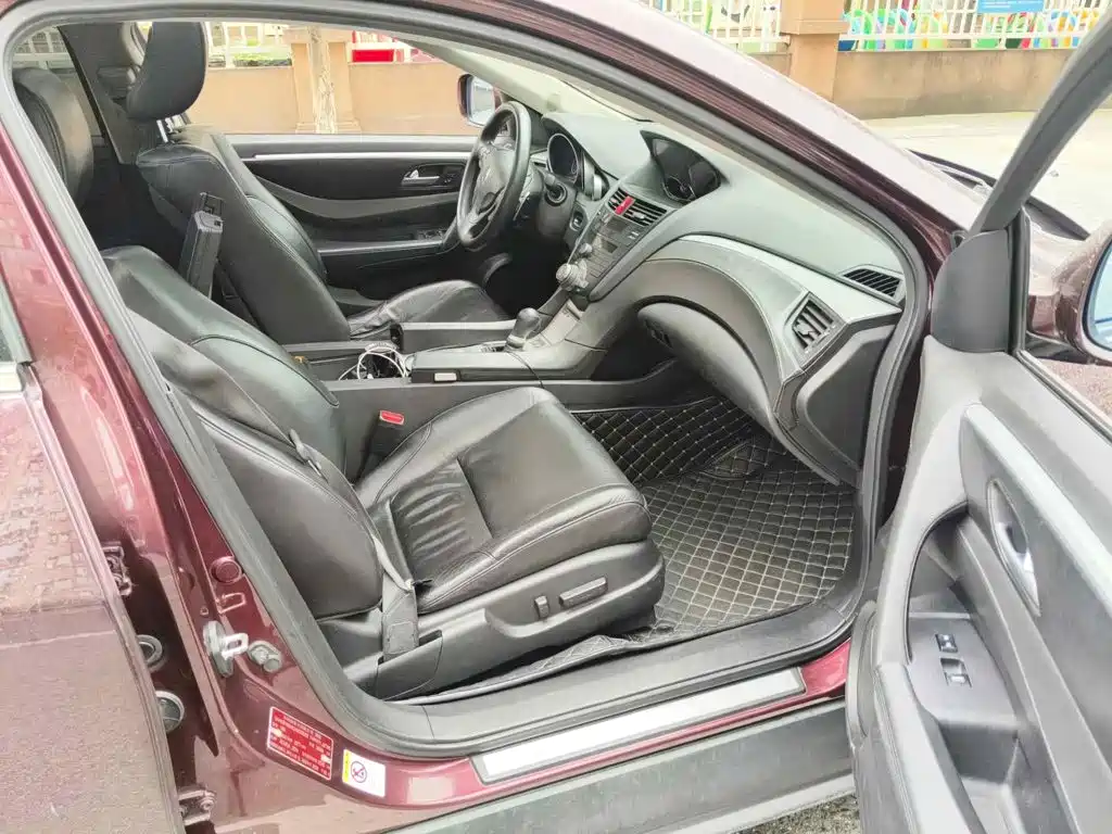 Photo 13 - Acura ZDX