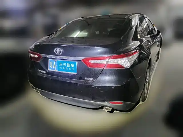 Toyota Camry 2019 Facelift 2.0G Luxury Edition — фото 2