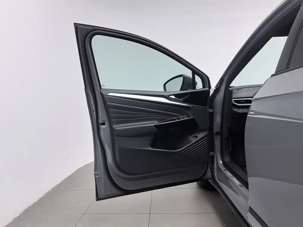 Photo 8 - Volkswagen ID.4 CROZZ