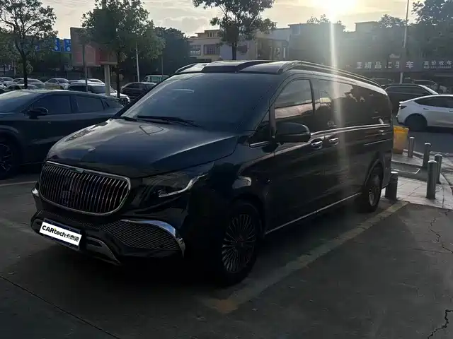 Mercedes-Benz Vito 2023