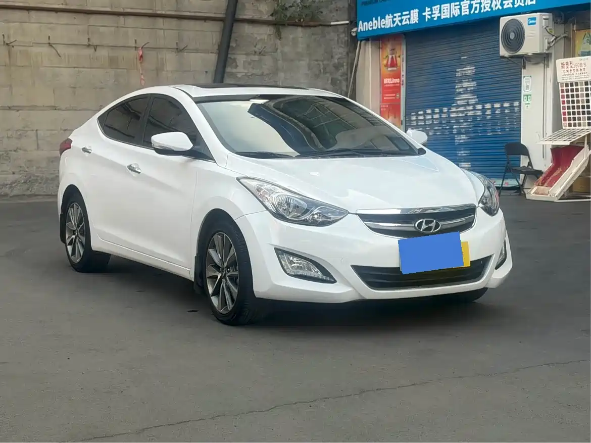 Hyundai Langdong 2015 1.6L Auto Premium