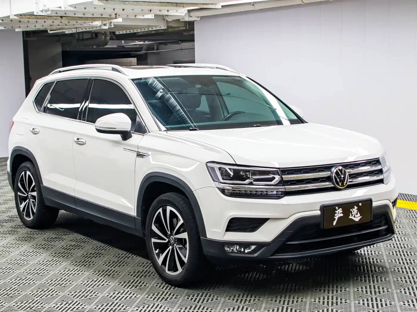 Volkswagen Tharu, миниатюра 3