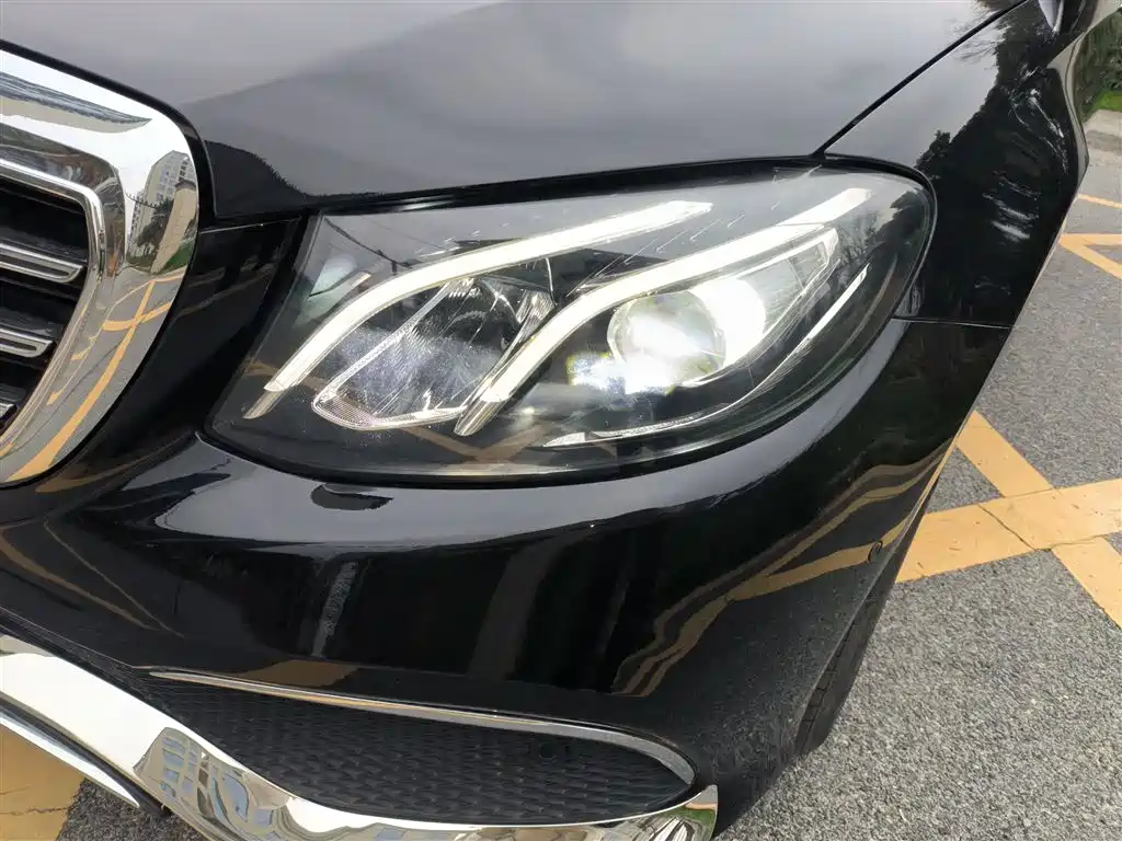 Mercedes-Benz E-Class 2020 E 300 L Sport Fashion Model фото 18