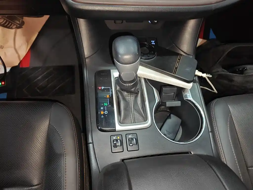 Toyota Highlander 2018 2.0T 4WD Luxury 7-seater China VI фото 14