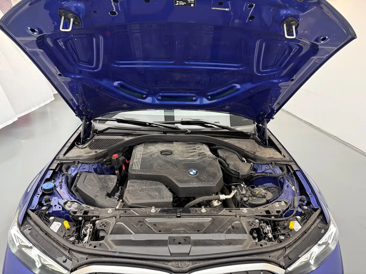 BMW 3 Series 2023 325Li xDrive M Sport Package фото 16
