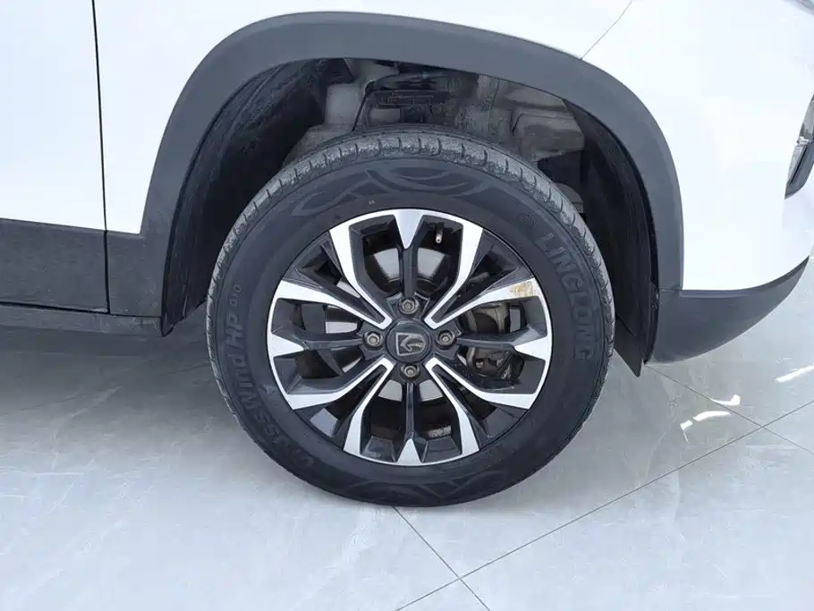 Photo 6 - Baojun 510