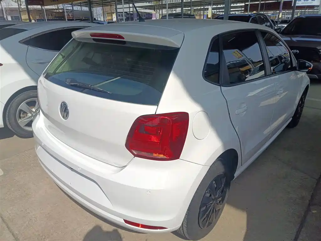 Volkswagen Polo 2018 1.5L Auto Safe Drive фото 7