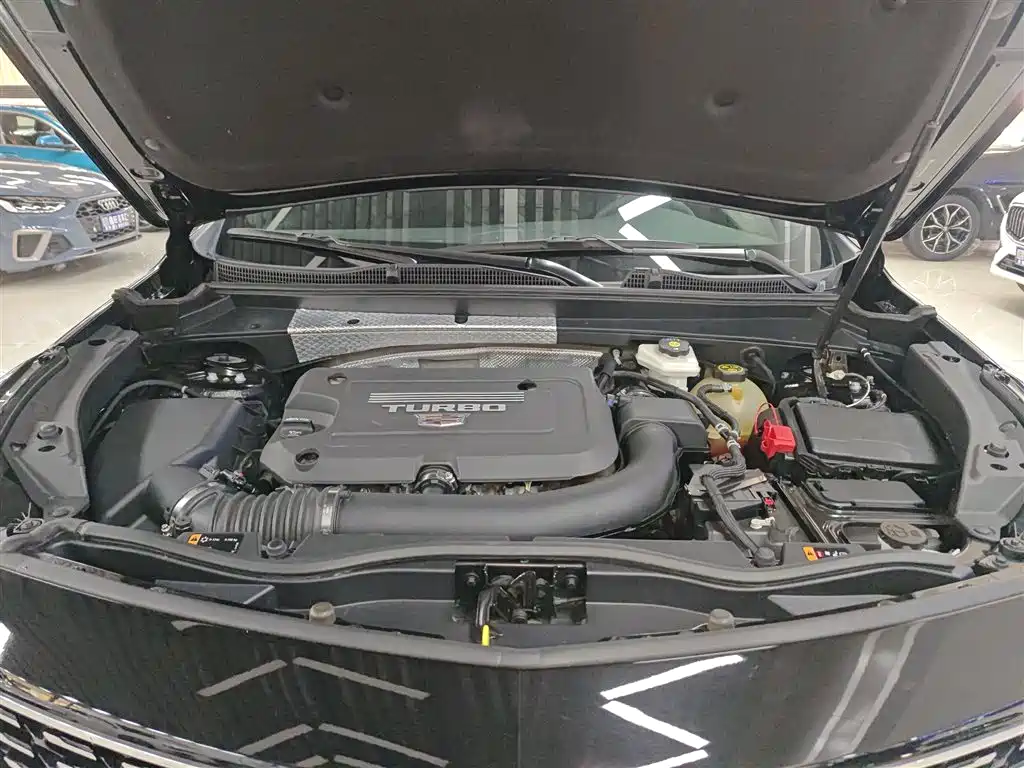 Cadillac XT4 2022 28T FWD Style фото 20