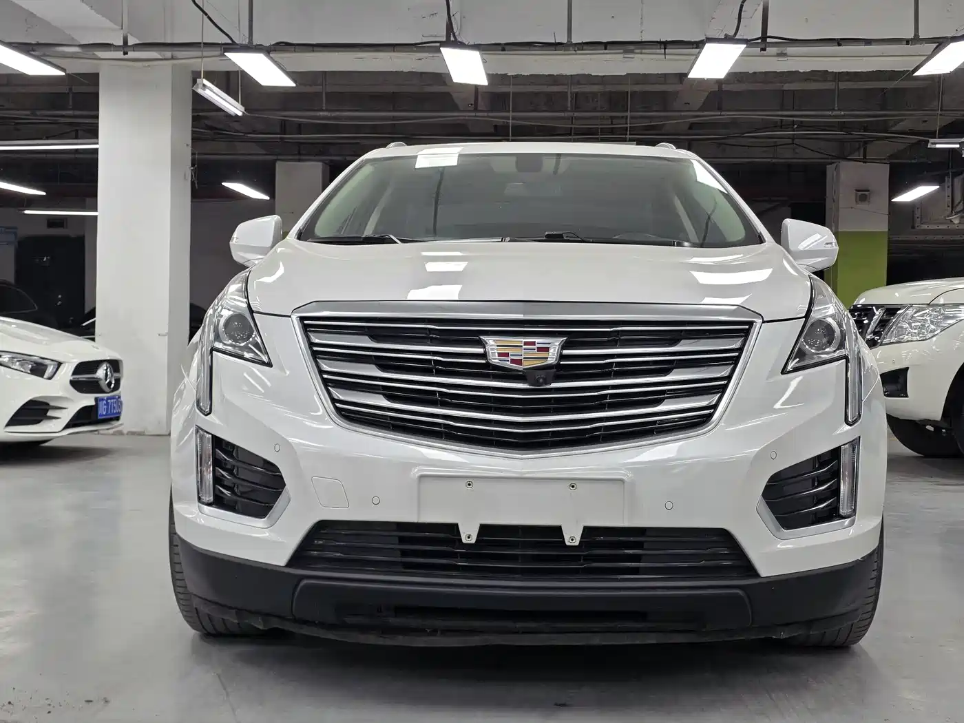Cadillac XT5 2016 25T Luxury Model фото 2