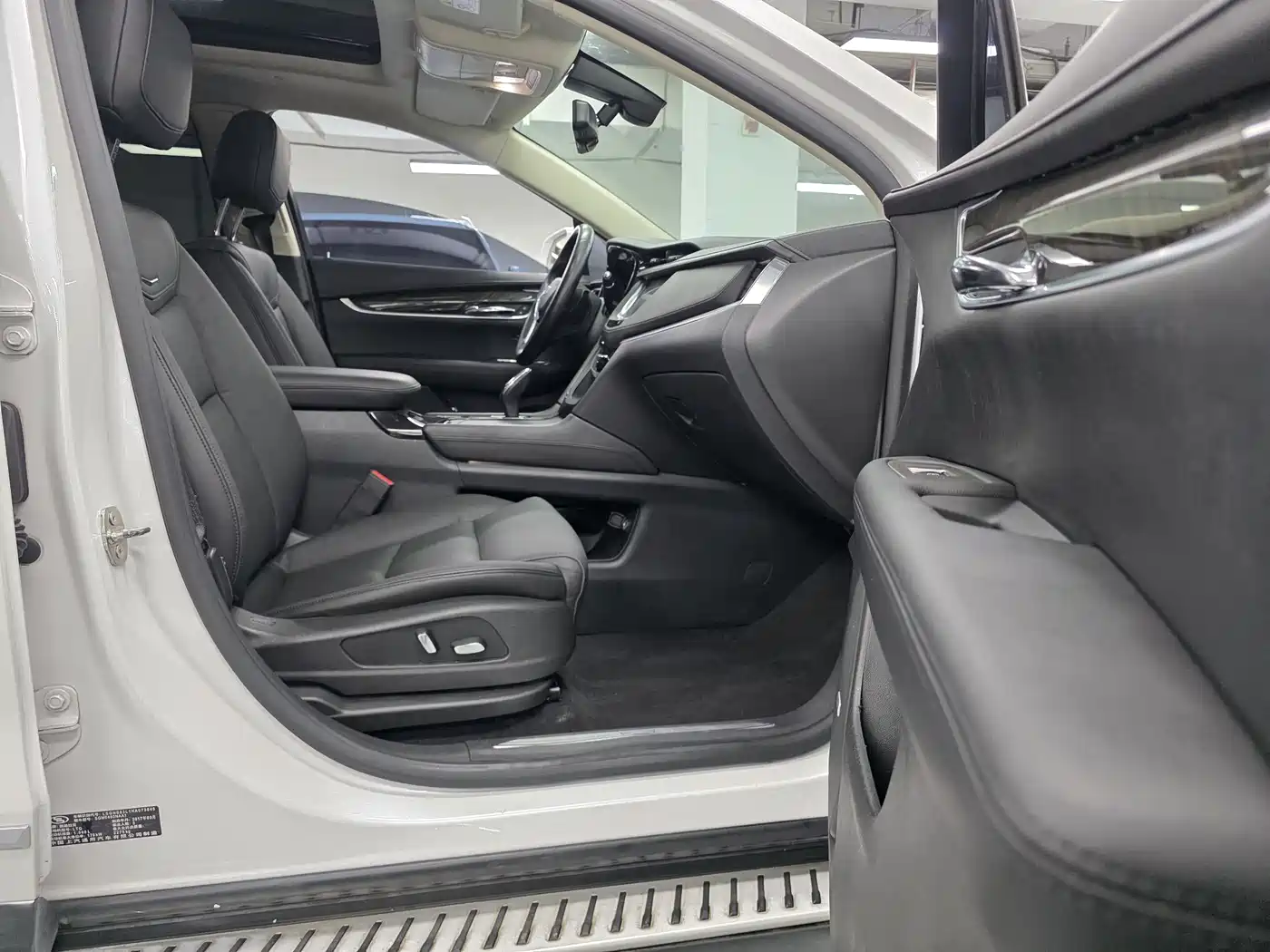 Cadillac XT5 2016 25T Luxury Model фото 4