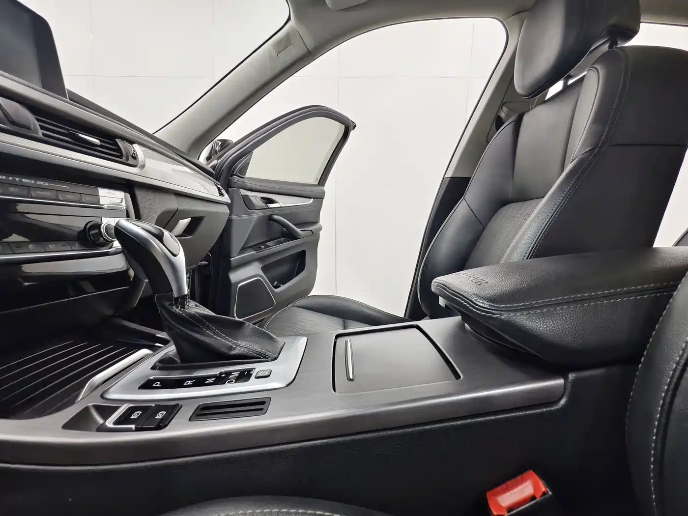 Hanteng Auto Hanteng X7 2019 2020 X7S 1.5T Automatic Zhi Ling Edition