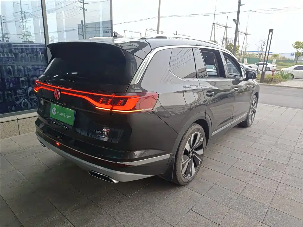 Volkswagen Talagon 2023 Facelift 380TSI 4WD Luxury Premium Pro Edition 6-Seater фото 7