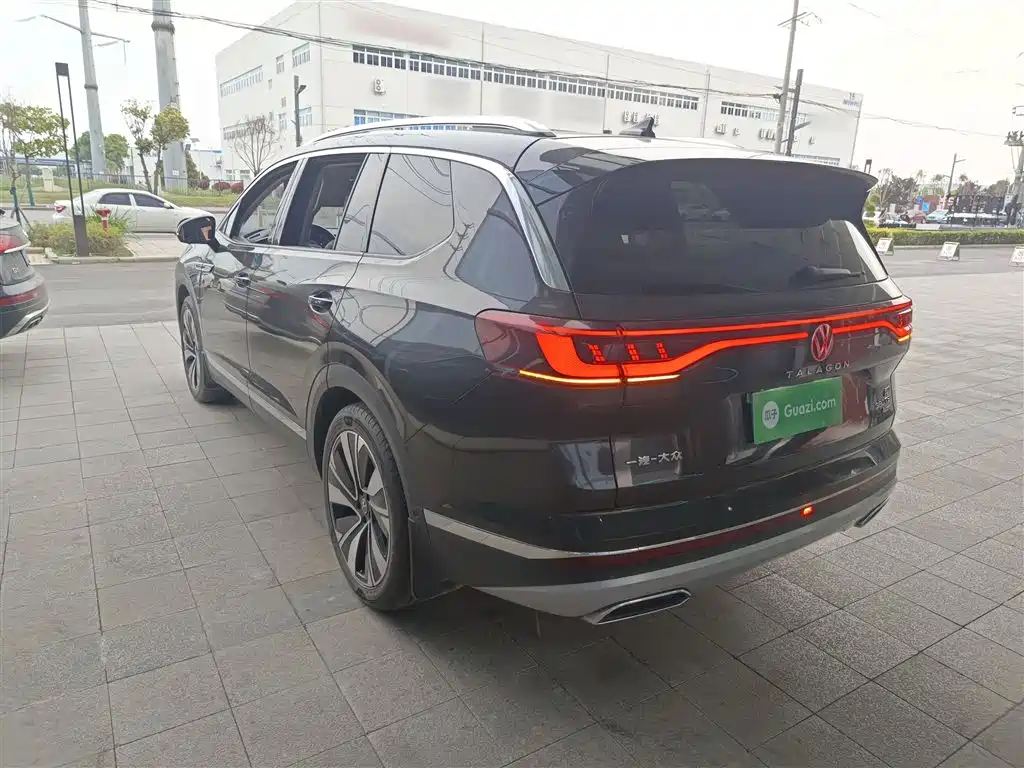 Volkswagen Talagon 2023 Facelift 380TSI 4WD Luxury Premium Pro Edition 6-Seater фото 5