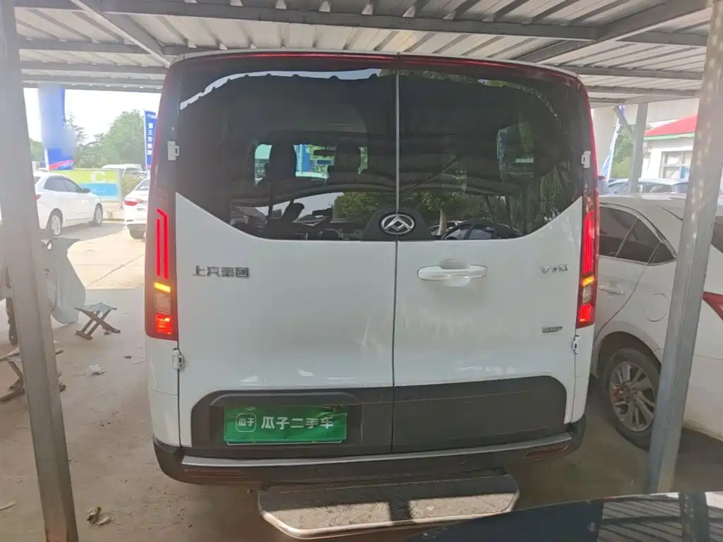 SAIC Maxus Xintu V70 2024 2023 Model 2.0T Elite Manual Short Wheelbase Low Roof 5/6 Seats (125Ps)