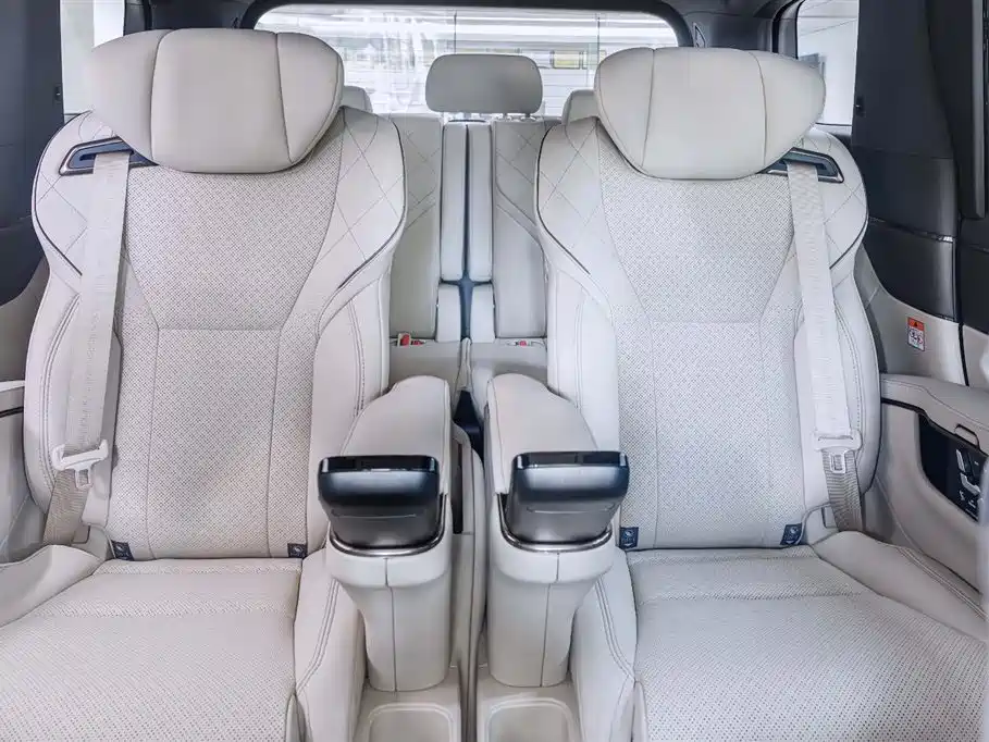 Toyota Vellfire 2024 Crown Hybrid 2.5L Executive Premium Edition фото 15