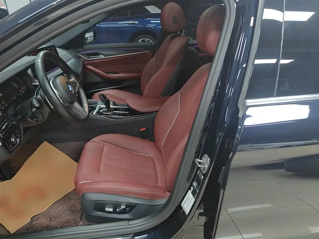 BMW 5 Series 2022 Facelift 530Li Leading M Sport Package фото 11