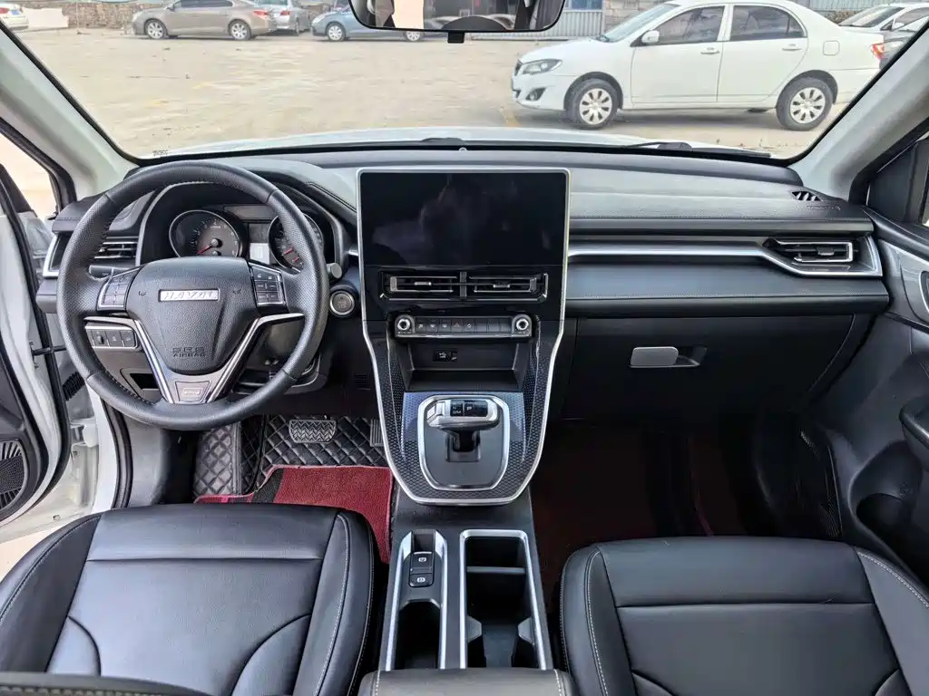 Haval M6 2023 2021 PLUS 1.5T DCT Luxury Smart Connect