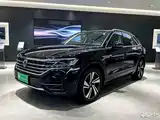 Фото 1 - Volkswagen Touareg