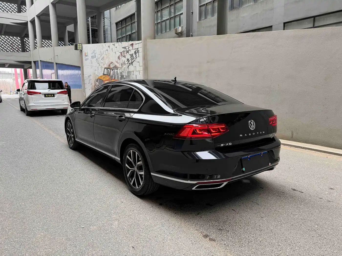 Volkswagen Magotan 2020 330TSI DSG Leading фото 4